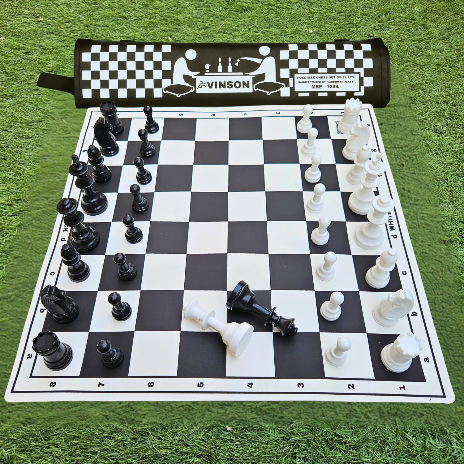 Image of Vinsonsports 17x17 FIDE Tournament Chess Set with Vinyl Roll-up Mat, 32 Pieces,2 Queens & Bag Board Game Accessories