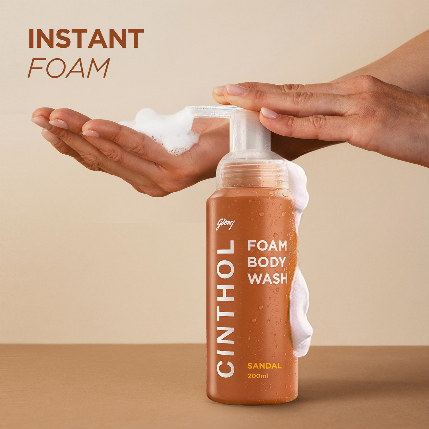 Image of CINTHOL Sandal Foaming Body Wash, Glycerin Shower Gel