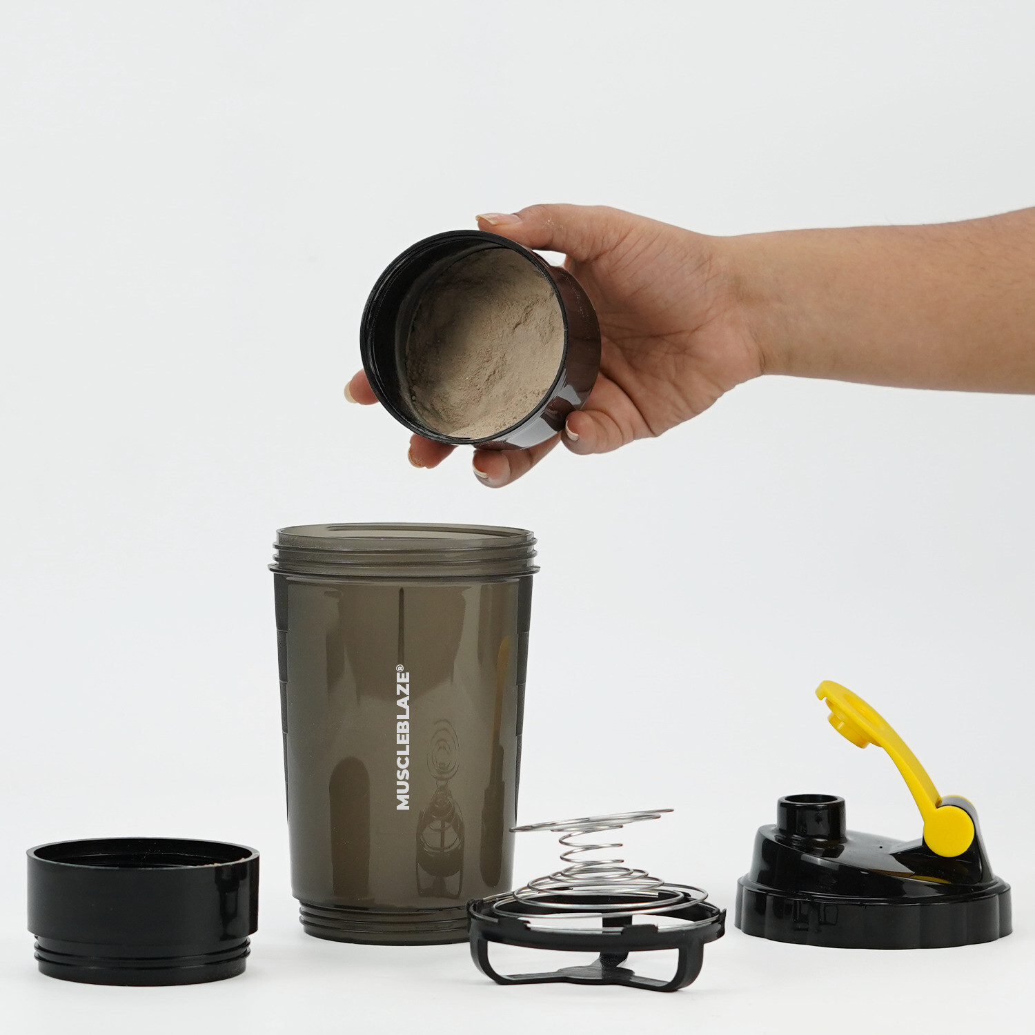 Image of MUSCLEBLAZE Spider Gym Shaker | 100% Leakproof | BPA-Free | Ideal for Whey Protein, 500 ml Plastic Shaker