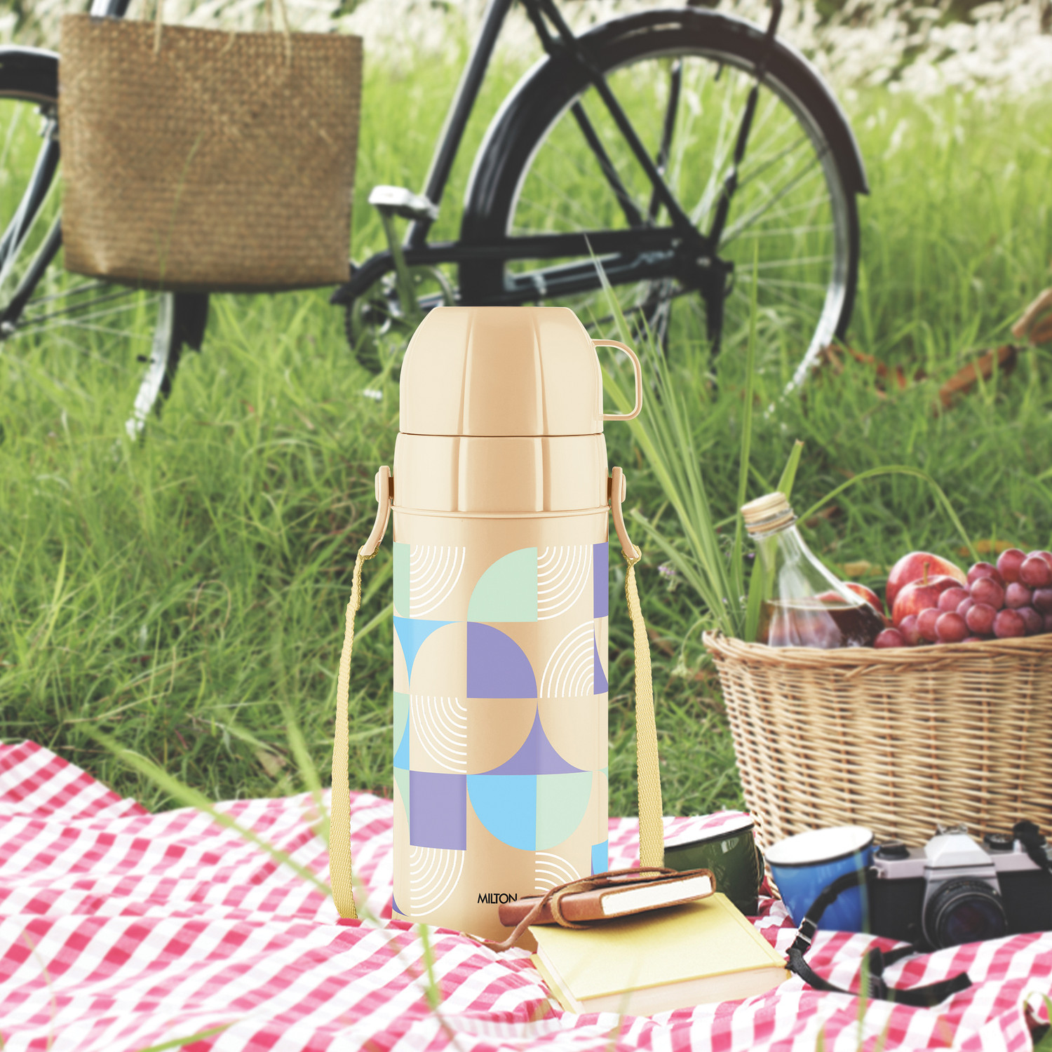 Image of MILTON Eiffel 1000 Vacuum Insulated Thermos Flask, 910 Ml, 24 Hours Hot & Cold Beige 910 ml Plastic Flask