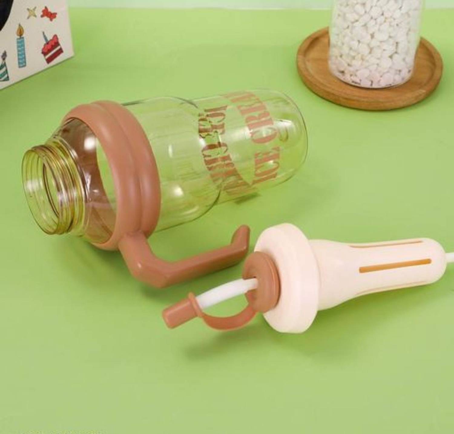 advik mart 1300ml Ice Cream Shape Plastic Bottle - Image 3