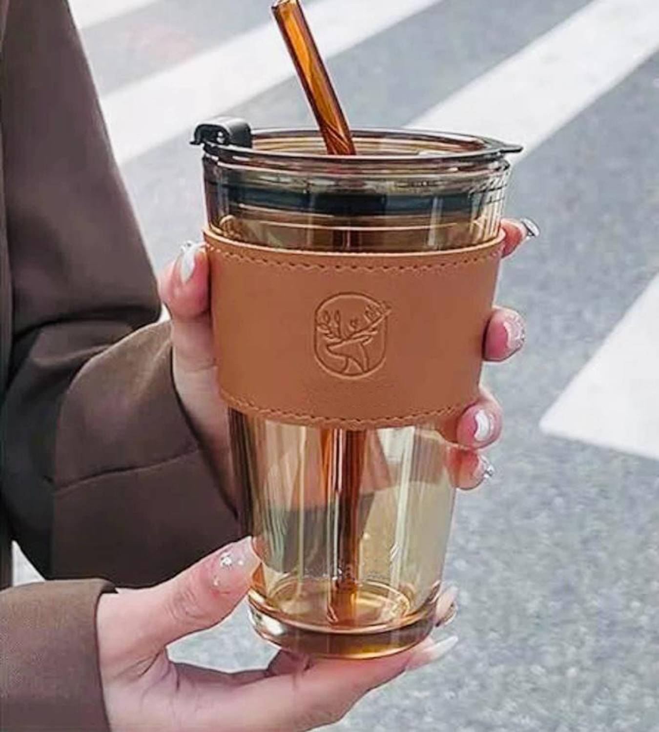 HR OUTFIT Brown Coffee Sipper Glass with Straw & Leather Sleeve 600 ml - Image 2