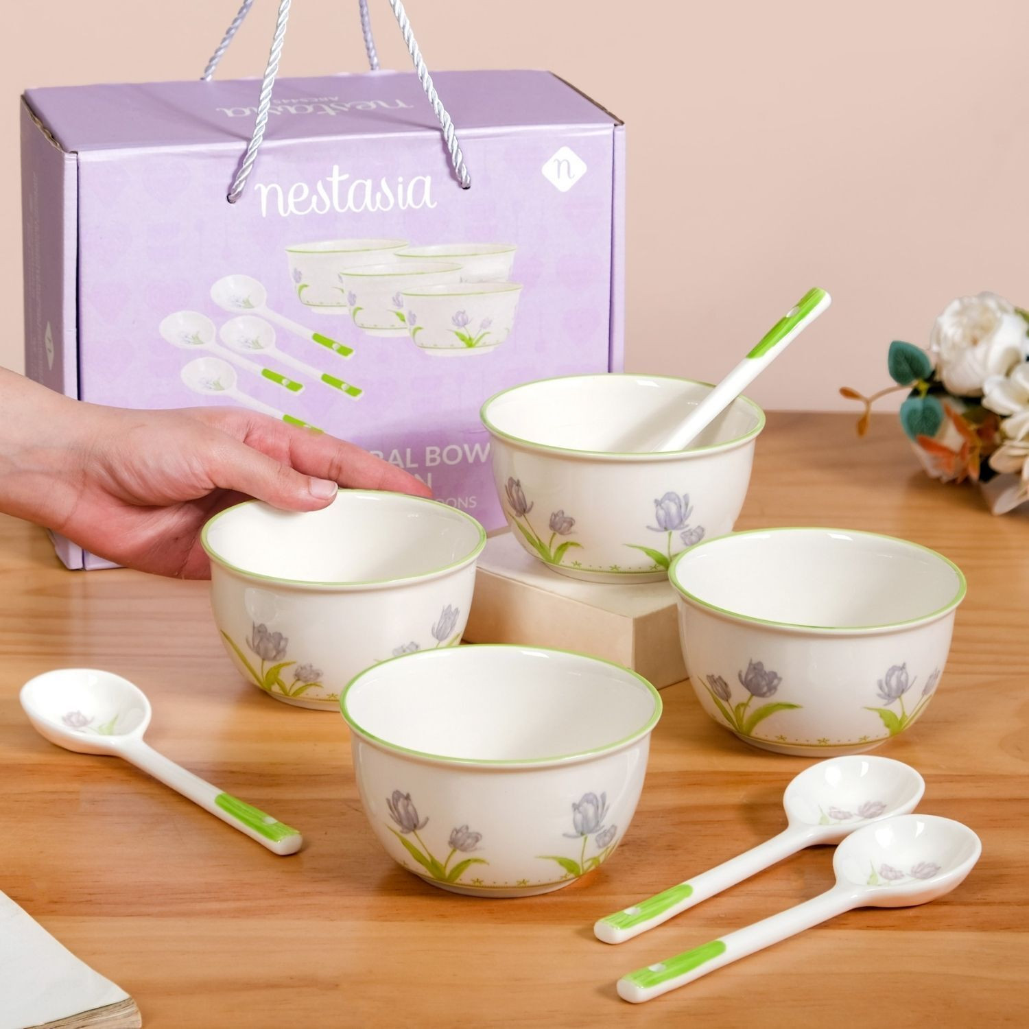Image of Nestasia Ceramic Serving Bowl Set of 4 Ceramic Soup Bowls 400ml with Spoon Microwave Safe, Curry & Desserts