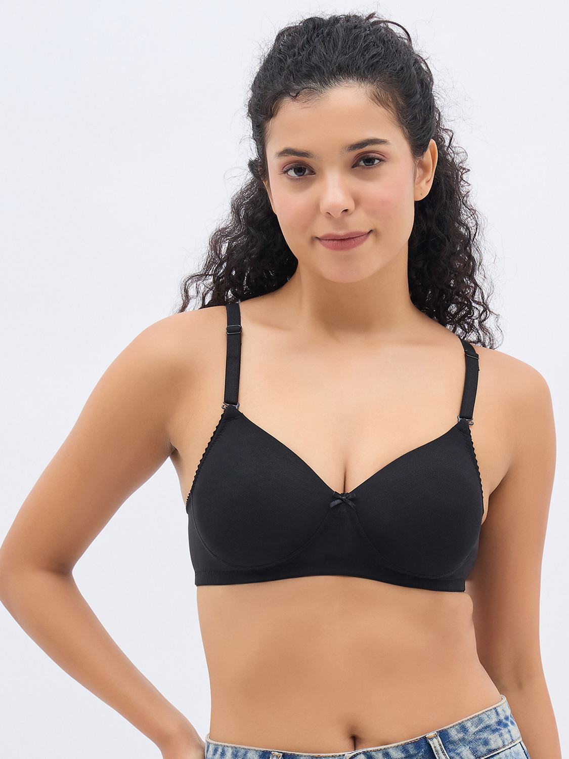 Image of Clovia Padded Non-Wired T-Shirt Bra Women T-Shirt Lightly Padded Bra