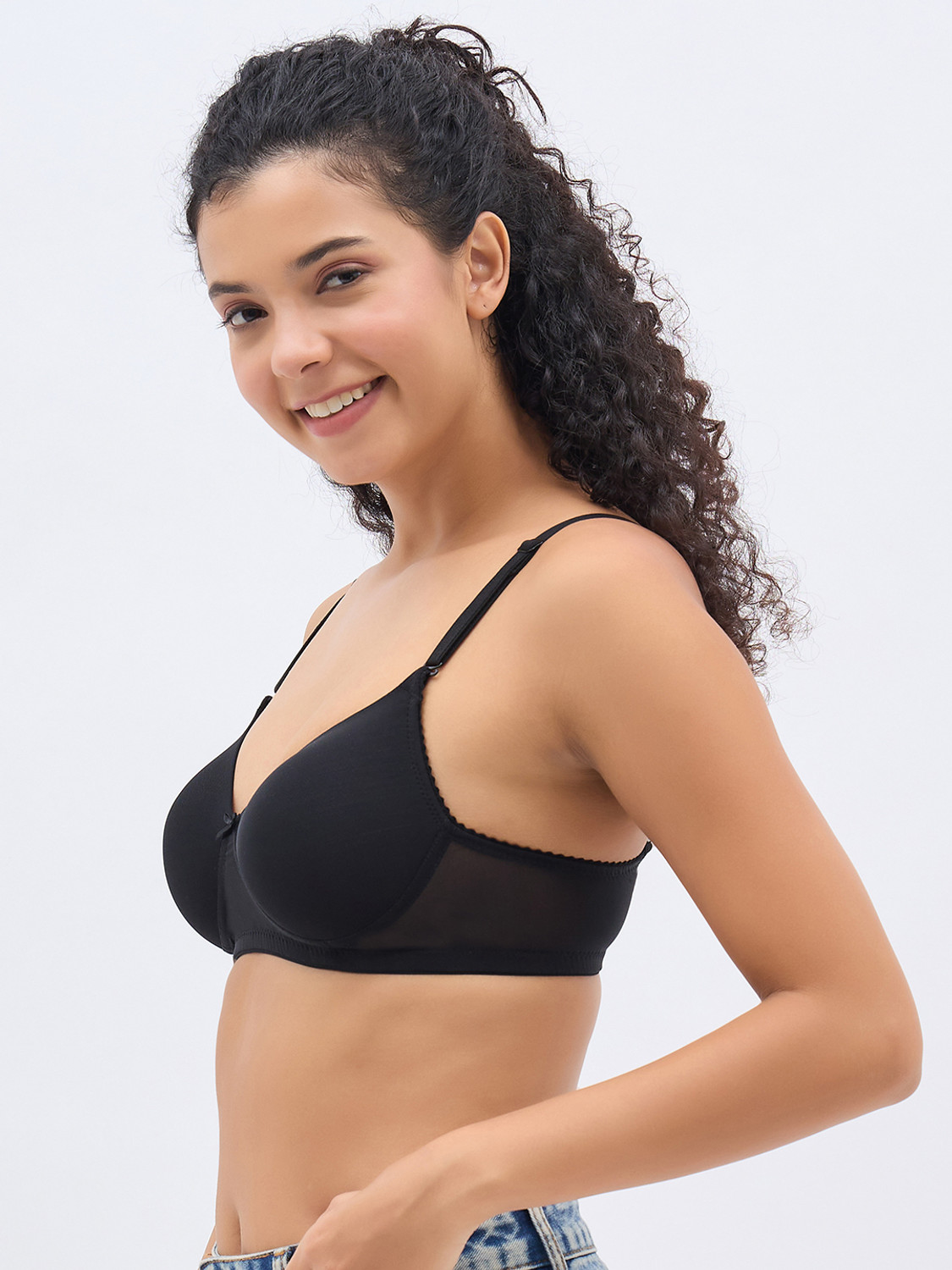 Image of Clovia Padded Non-Wired T-Shirt Bra Women T-Shirt Lightly Padded Bra
