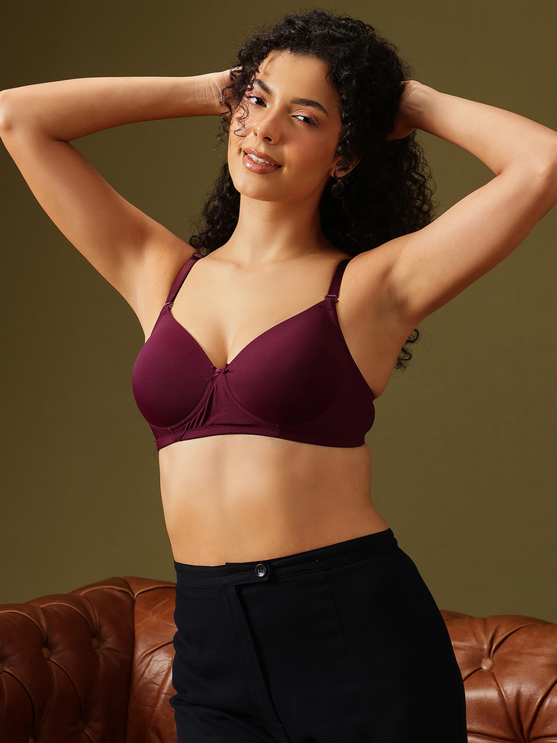 Image of Clovia Women T-Shirt Lightly Padded Bra