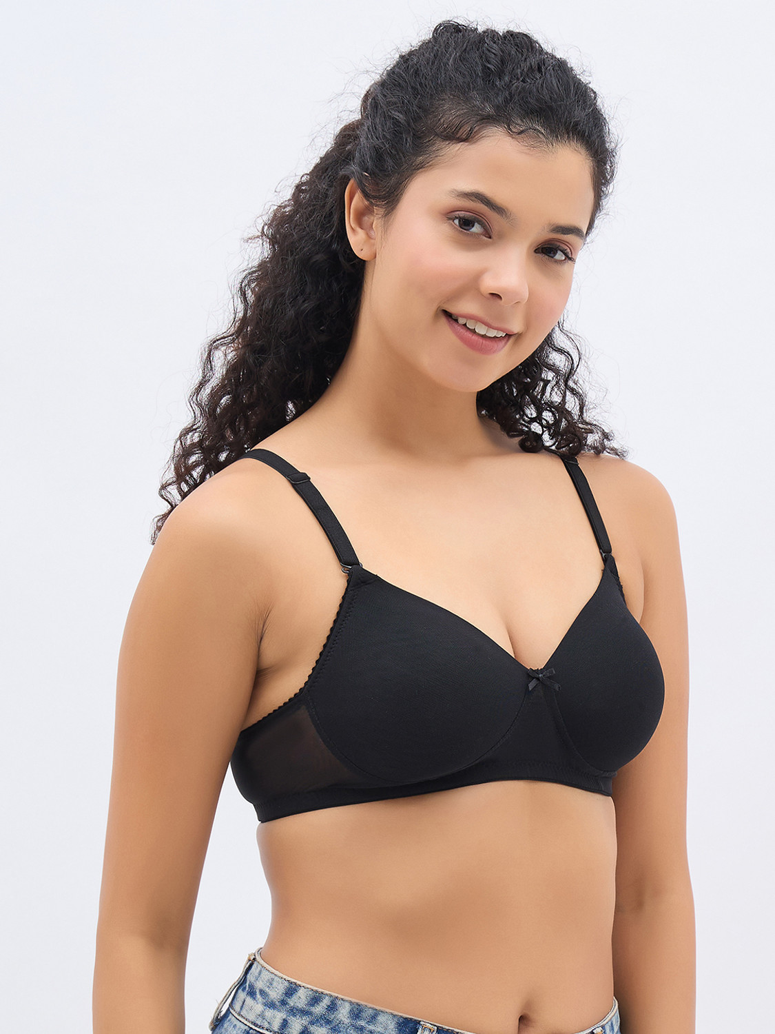 Image of Clovia Padded Non-Wired T-Shirt Bra Women T-Shirt Lightly Padded Bra