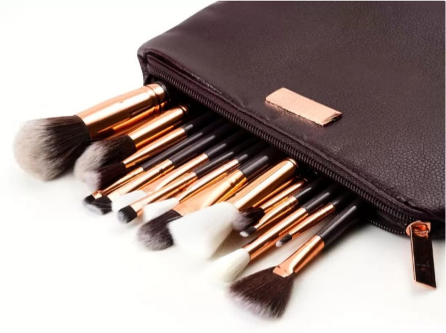Image of URBANHUDA Makeup Brush Applicator with Premium Leather Pouch (Pack of 15)