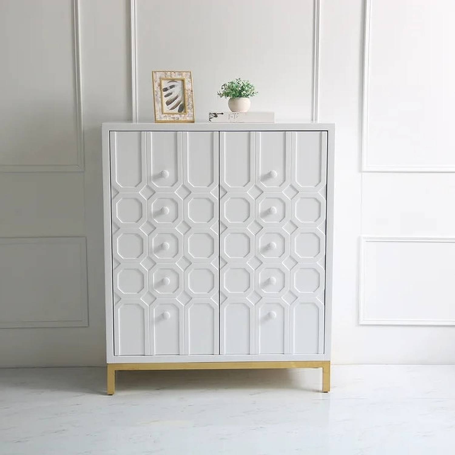 KDINTERIORS Modern White Cabinet with 2 Doors & 4 Shelves Gold Fi