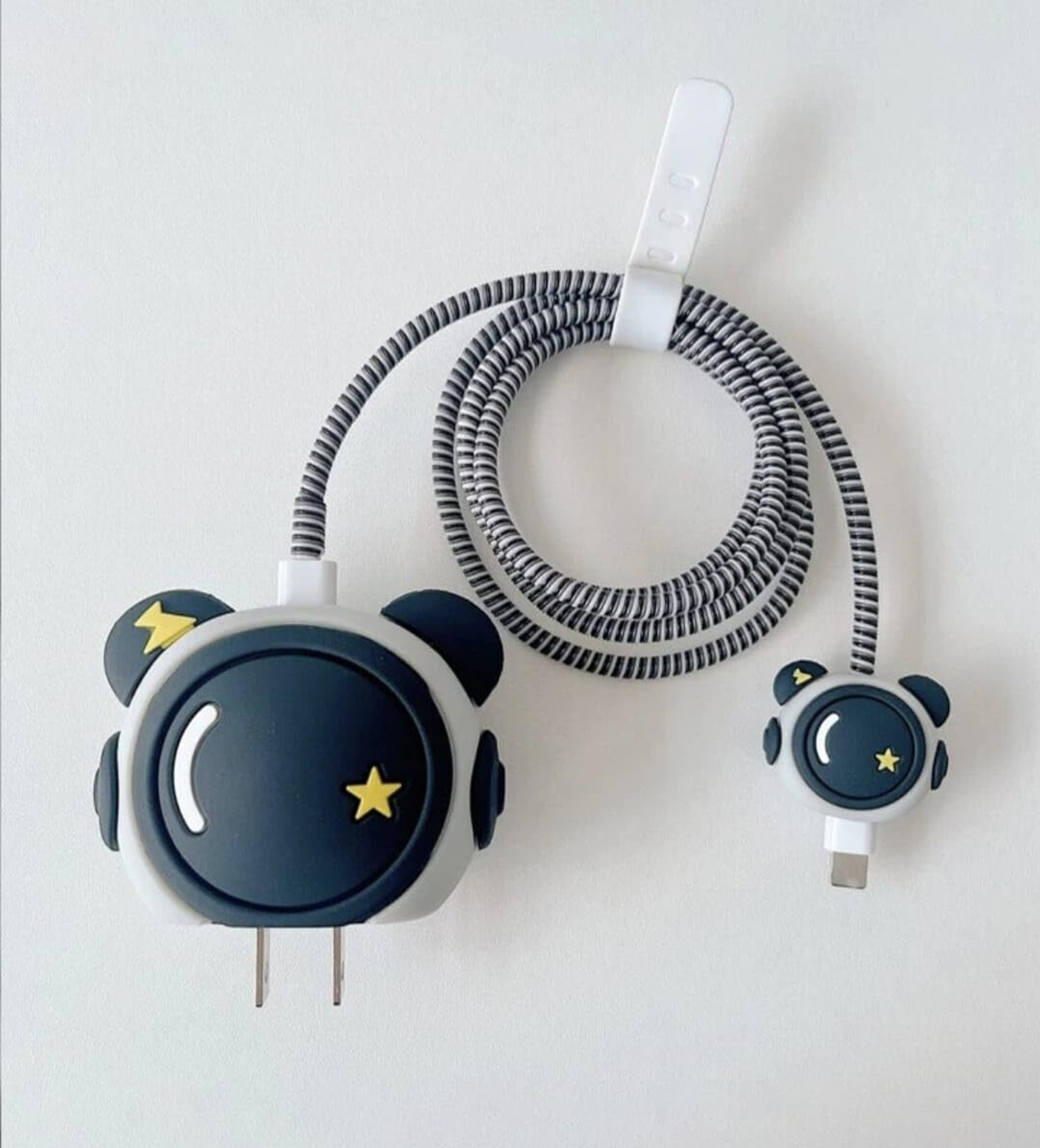 Image of Webilla Silicone Press Stud Headphone Case For Apple Charger Cover