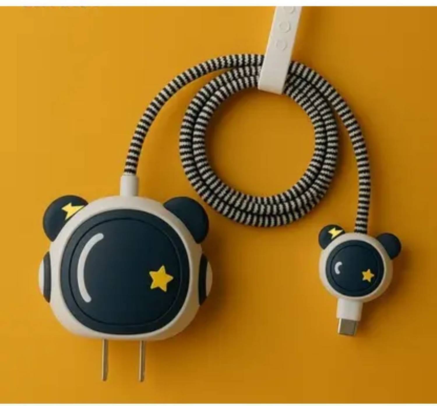 justcellz 18W/20W Type C Adapter Astronaut Cable Protector - Image 1