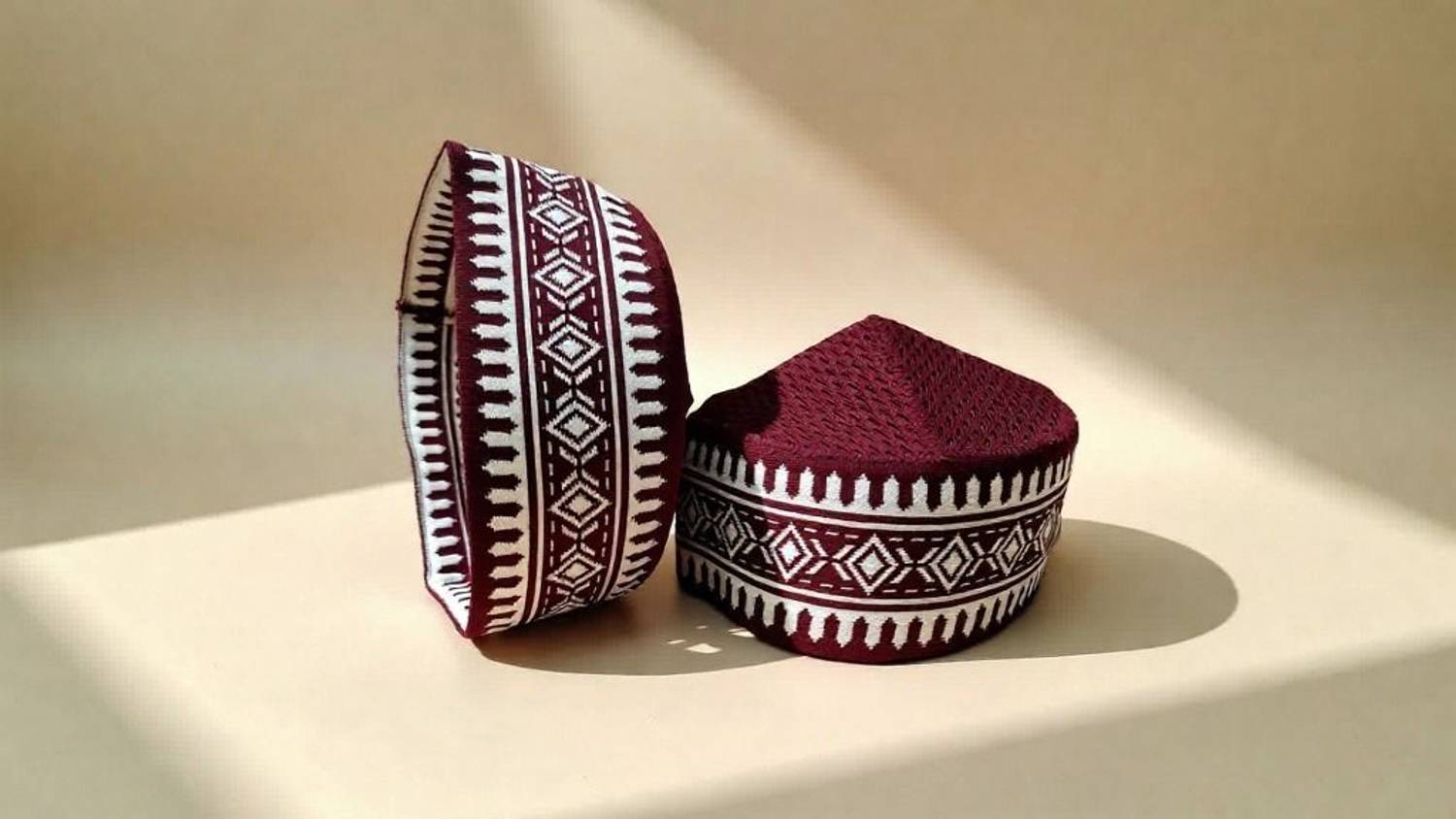 BR COLLECTION Embroidered Prayer Cap