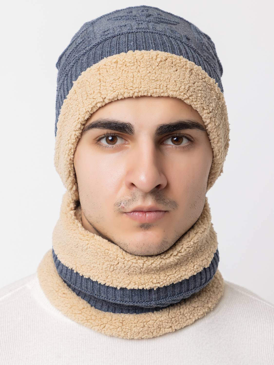 AMOLDO Self Design Beanie
