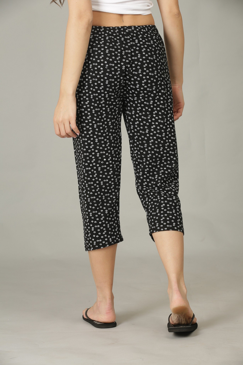 Image of The Daspr Nation Women Multicolor Capri