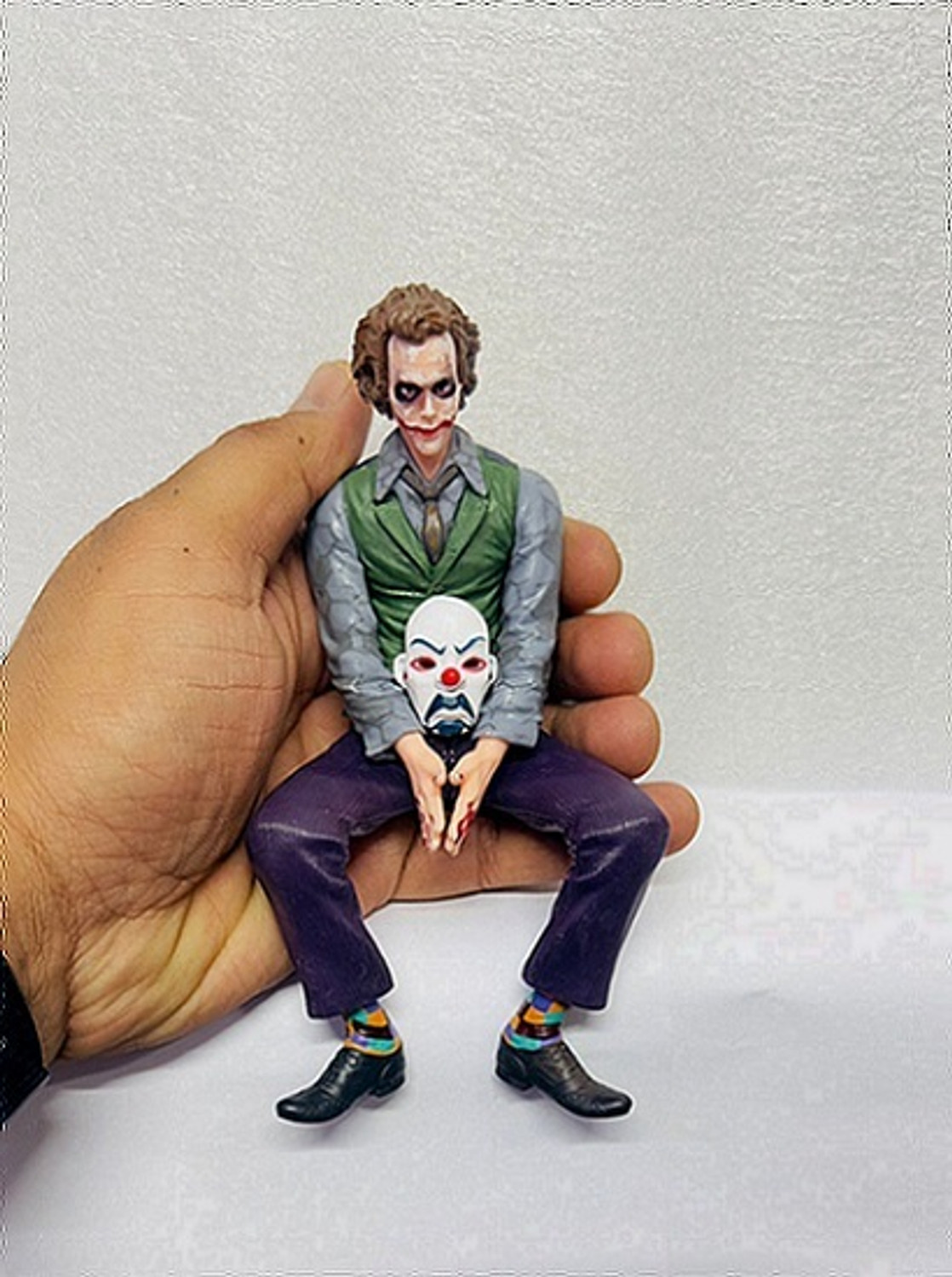 Image of Auto MT SMALL-Joker 15cm Car Action Figure Dashboard Display Comic-Villian with Mask. Car Flywheel
