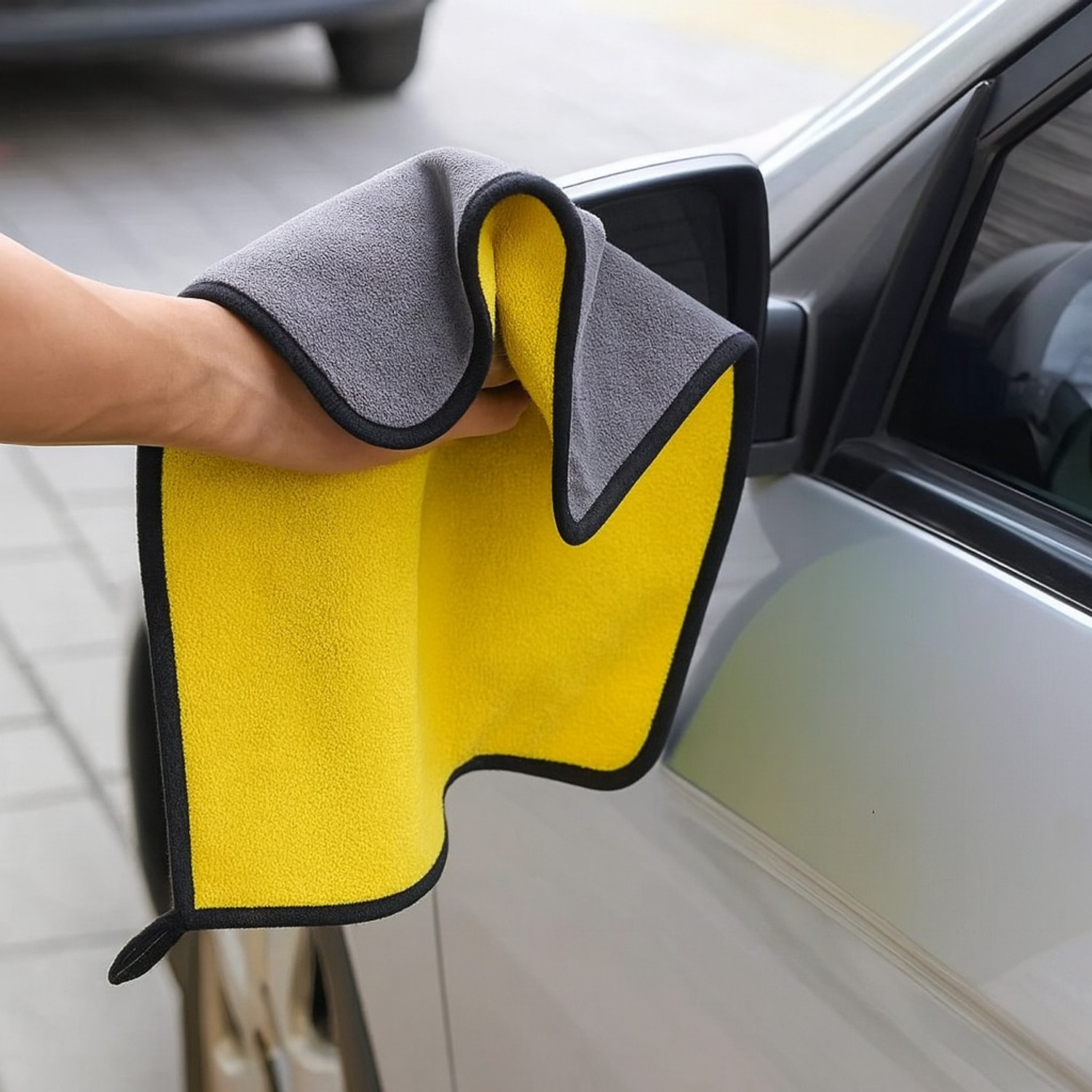 Image of JUNJULA Round Car Duster, Interior Cleaning Brush & Microfiber Towel Kit Set J5G23 Vehicle Interior Cleaner