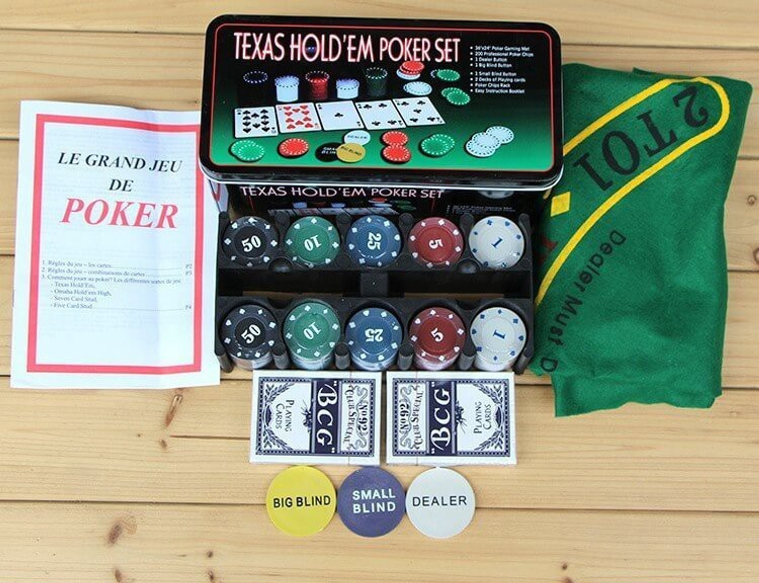 Image of Quirkmall 200 Chip Casino Poker Game Set and Blackjack Table Cloth