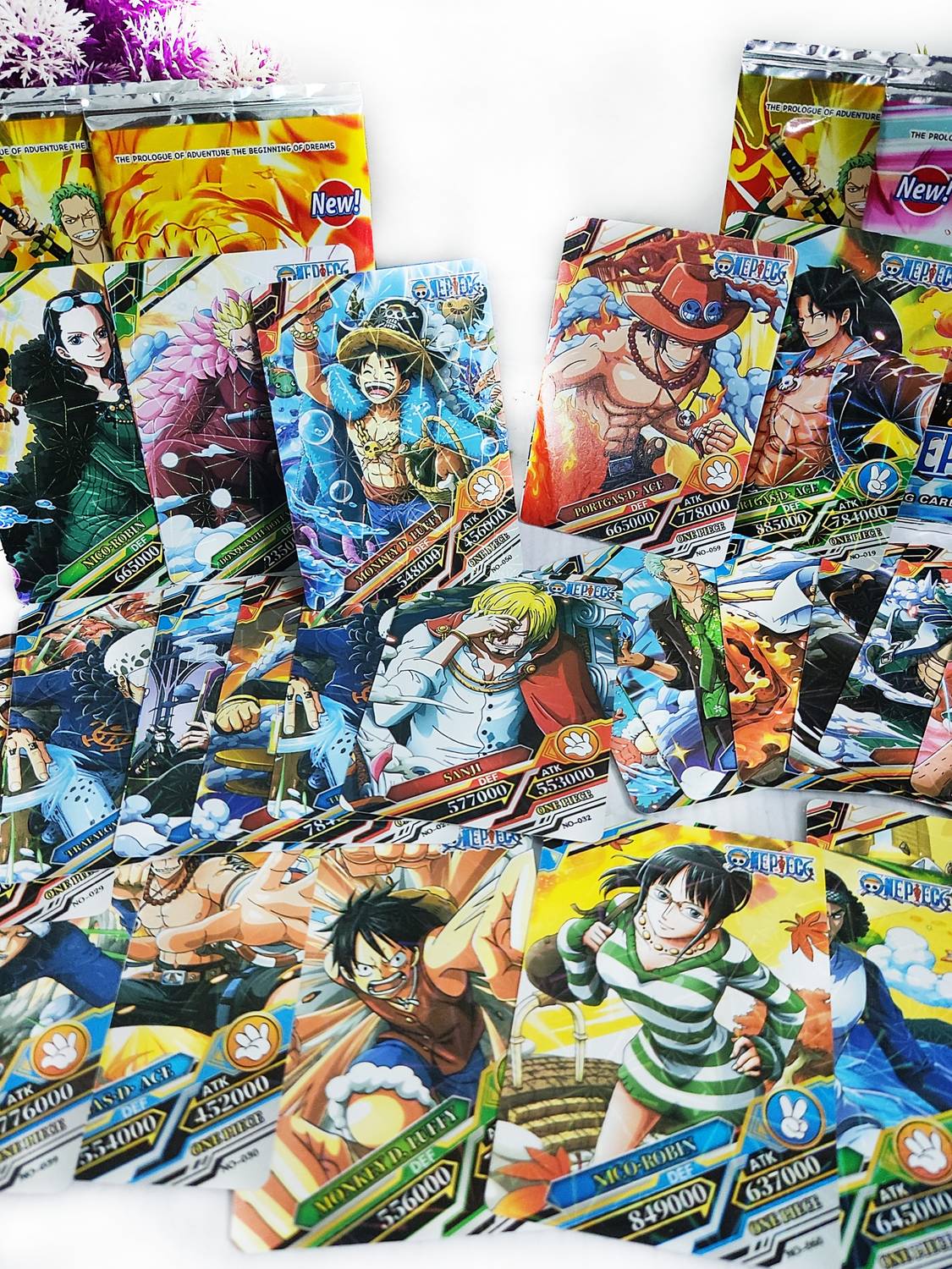 クラさんのカード Thrifx Luffy Zoro Boa Hancock Series OnePiece Cards Pack of 100
