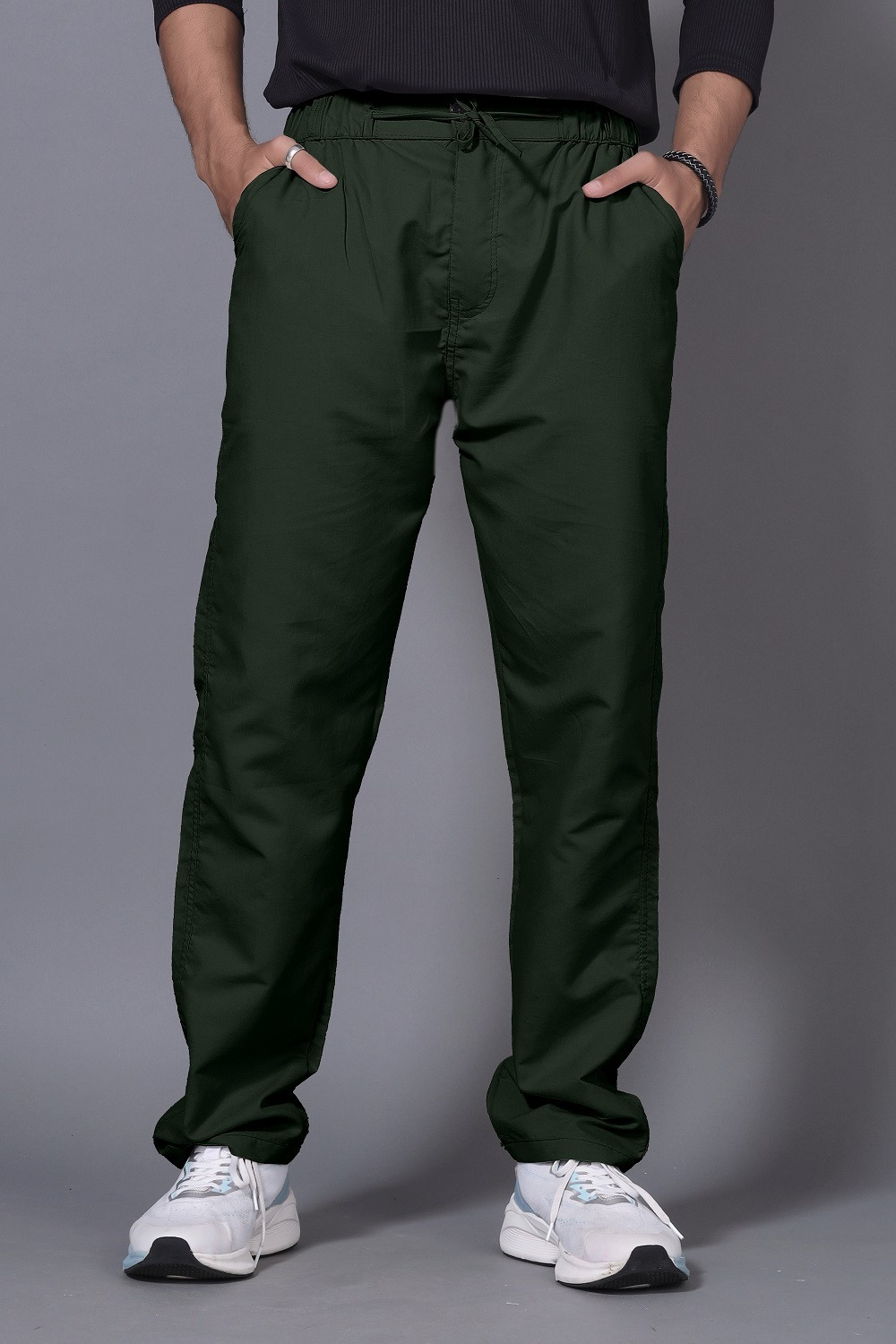Image of FLIIP TRADING Regular Fit Men Green Trousers