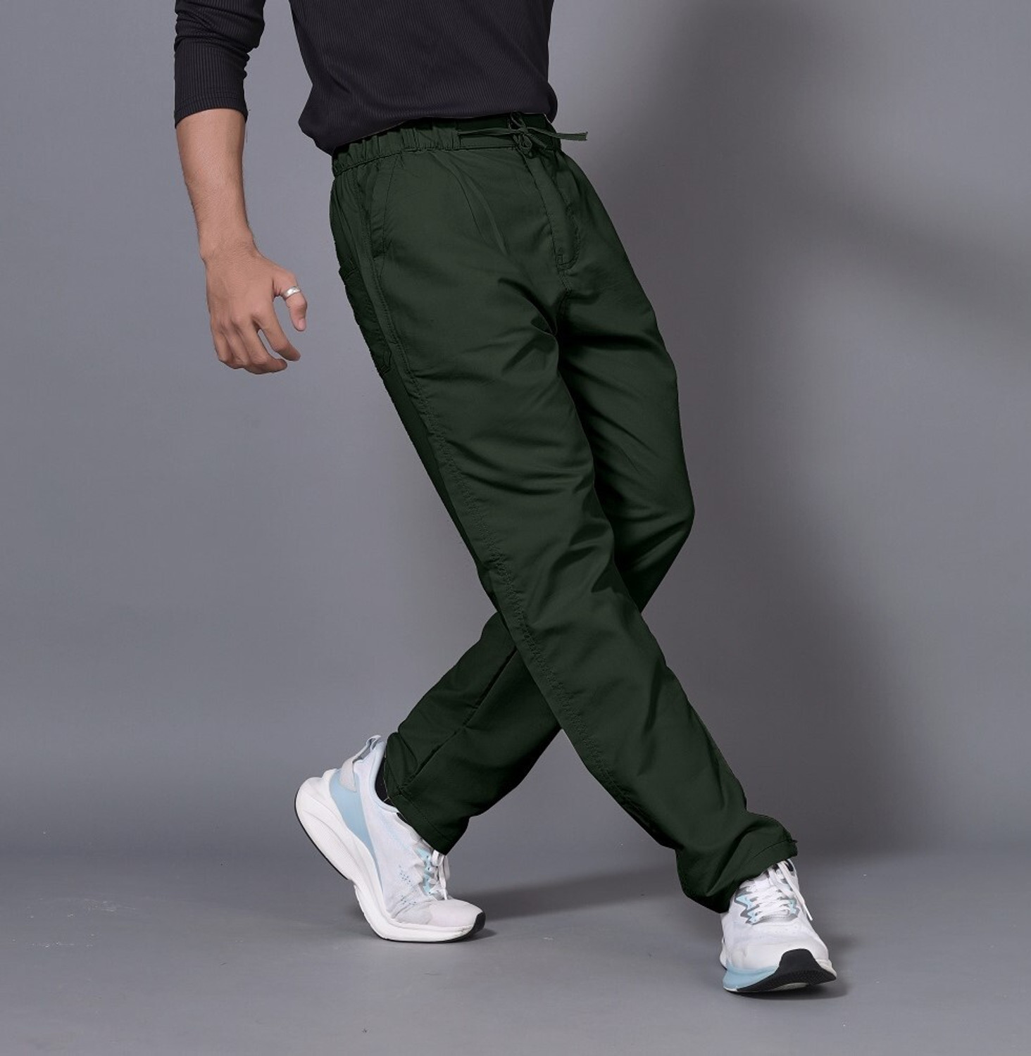 Image of FLIIP TRADING Regular Fit Men Green Trousers