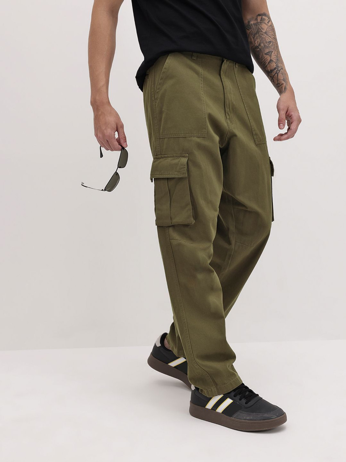 Image of Roadster Men Cargos