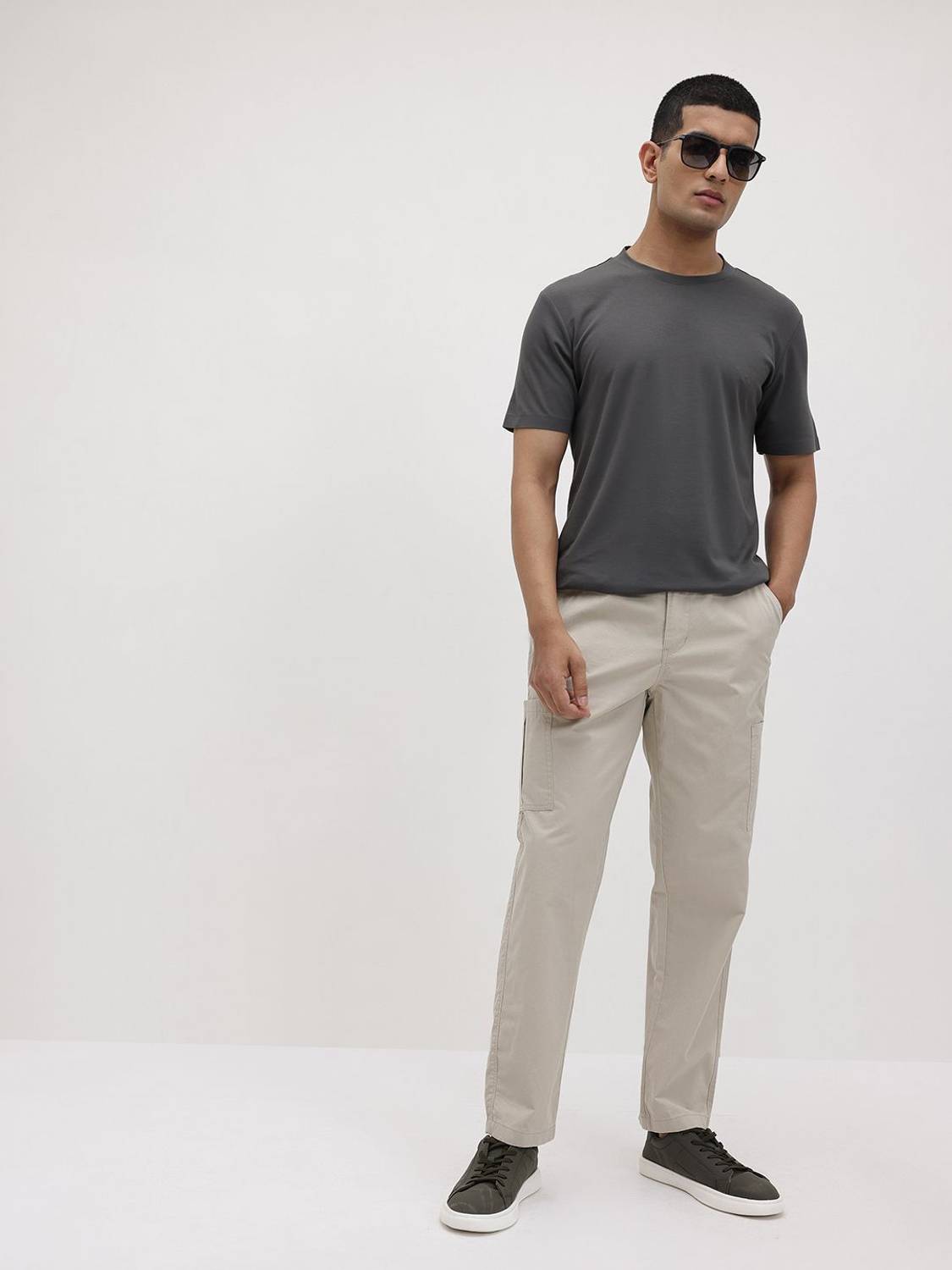 Roadster Men Cargos - Image 4