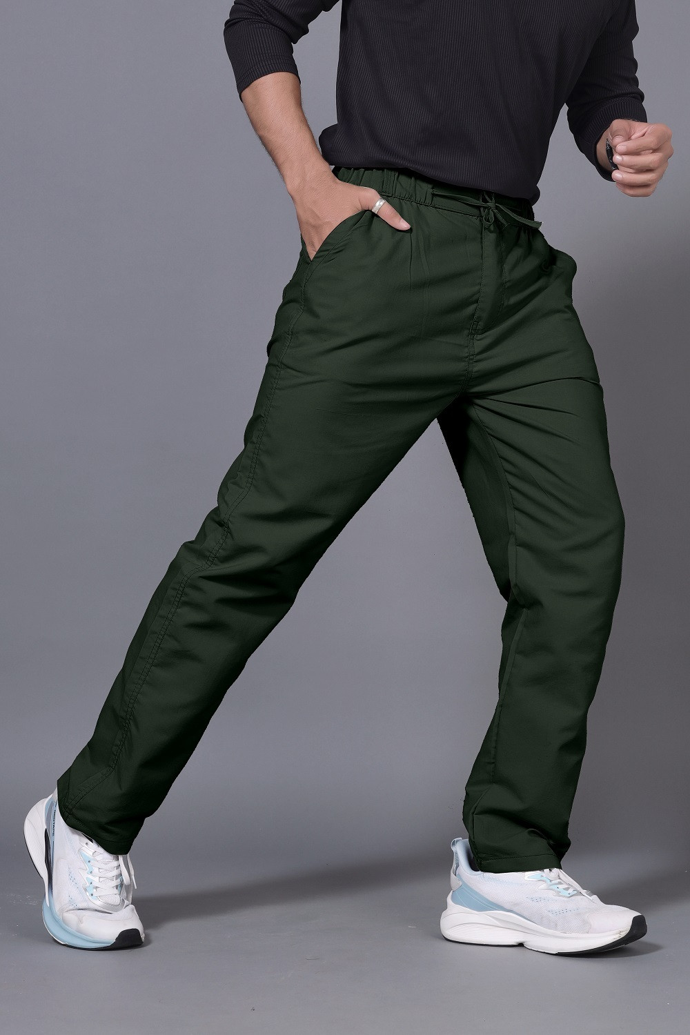 Image of FLIIP TRADING Regular Fit Men Green Trousers