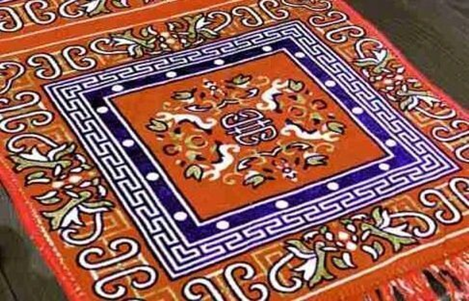 Image of UNFOLD HAPPINESS 40 cm X 120 cm Acrylic Carpet