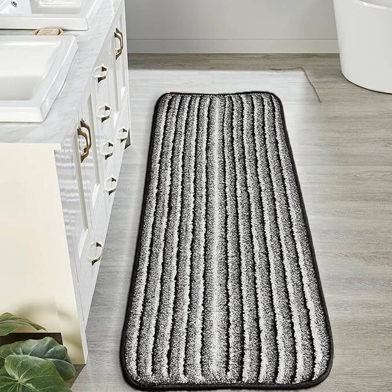Benchmark 140 cm X 56 cm Cotton Runner