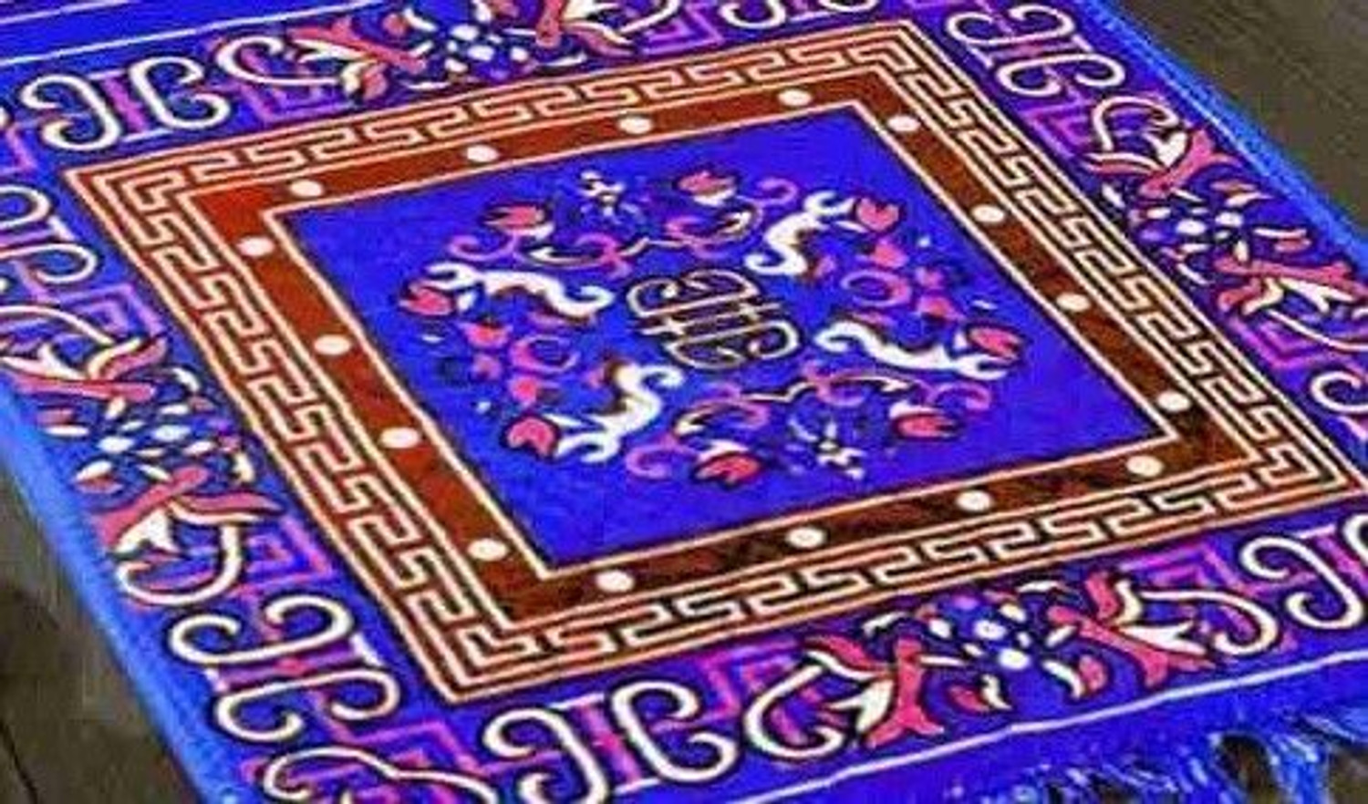 Image of UNFOLD HAPPINESS 39 cm X 120 cm Acrylic Carpet