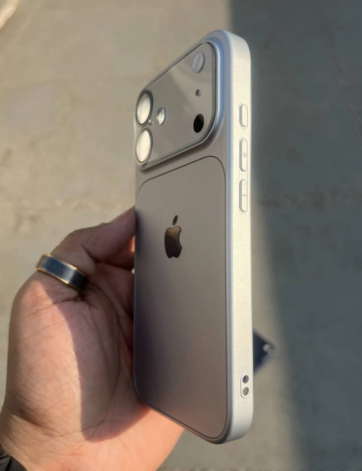 Reyanshstore Back Cover for Apple iPhone 17 Silver - Image 4