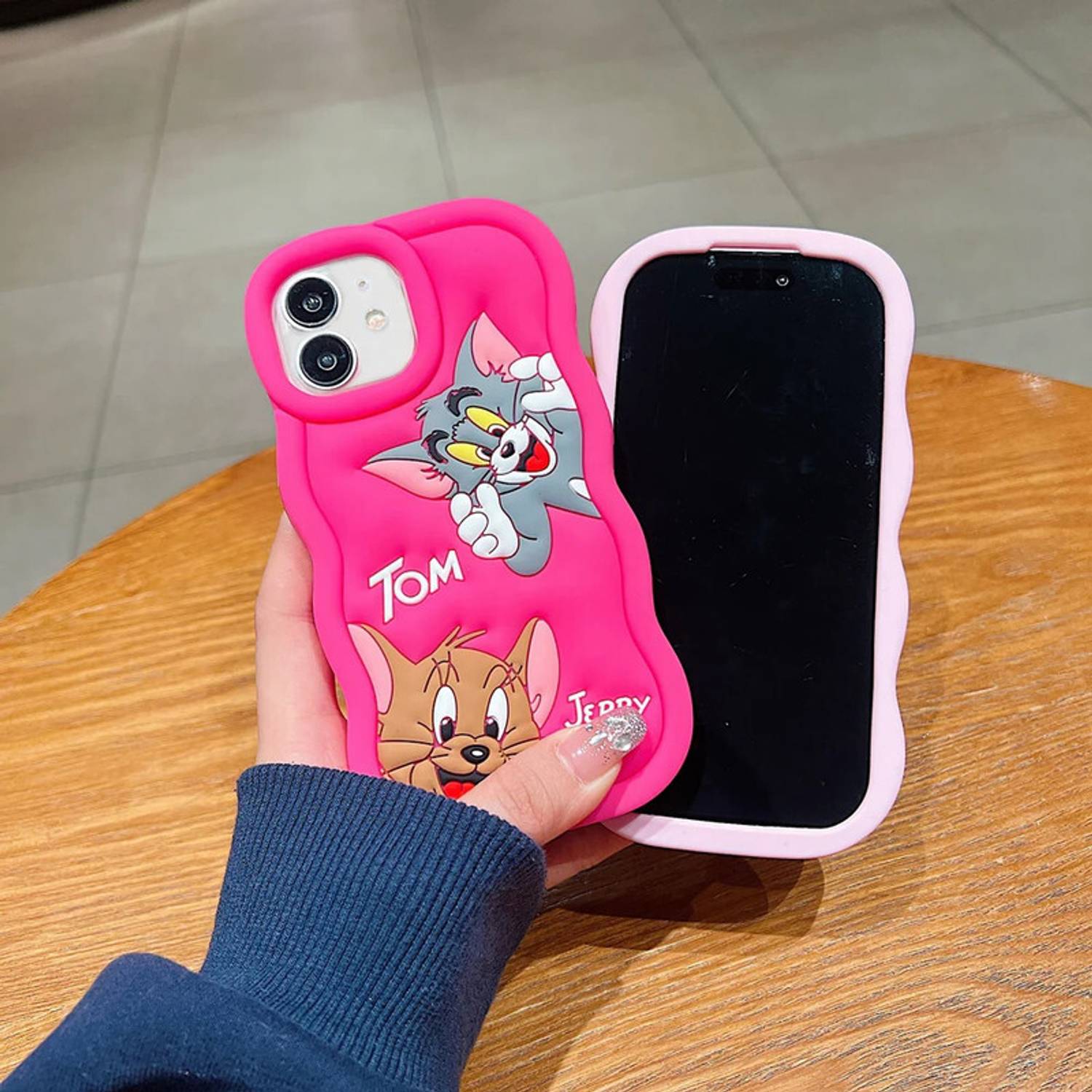 COVERLY Protective Case for iPhone 11, Apple iPhone 11 Cute Tom