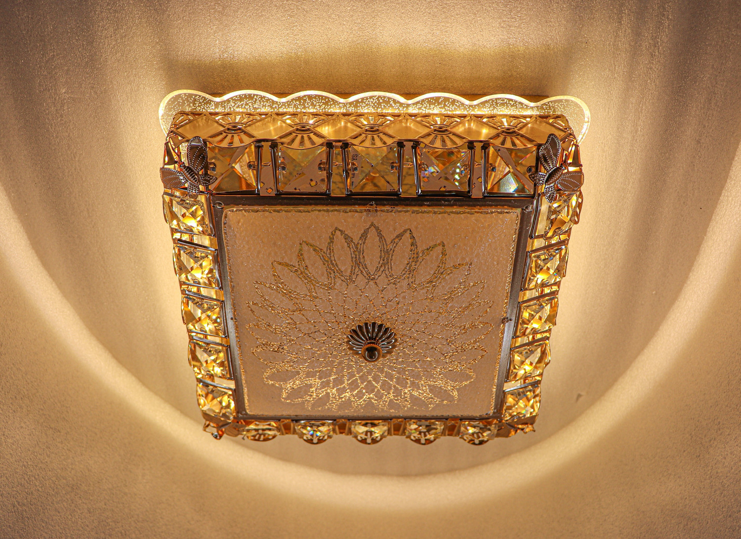 Image of Svah Elegant Crystal Flush Mount Ceiling Light - Square LED Ceiling Lamp for Bedroom Ceiling Light Ceiling Lamp (Multicolor)