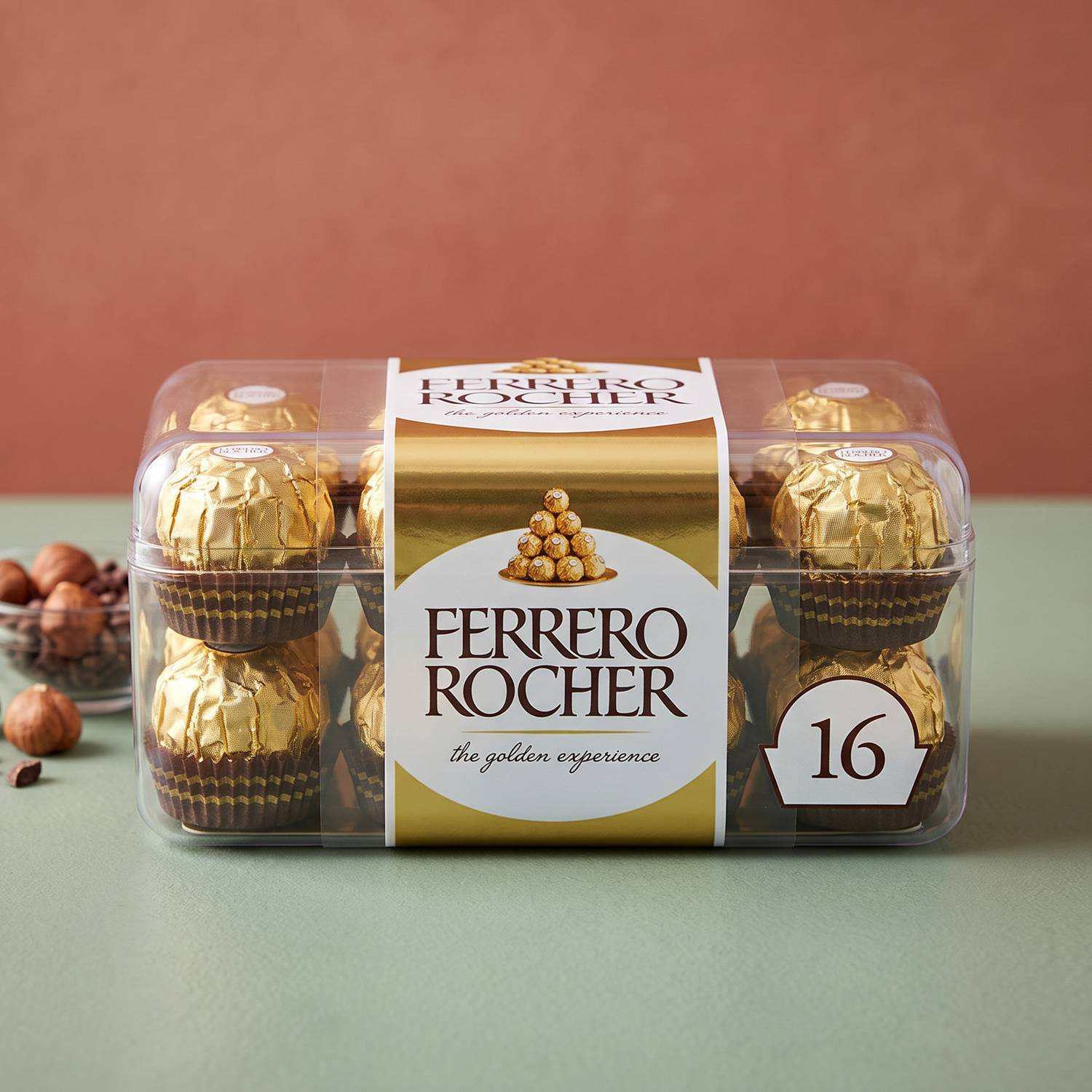 Ferrero Rocher Milk Chocolate Pack of 16 · 12.5 g (200 g total) - Image 1