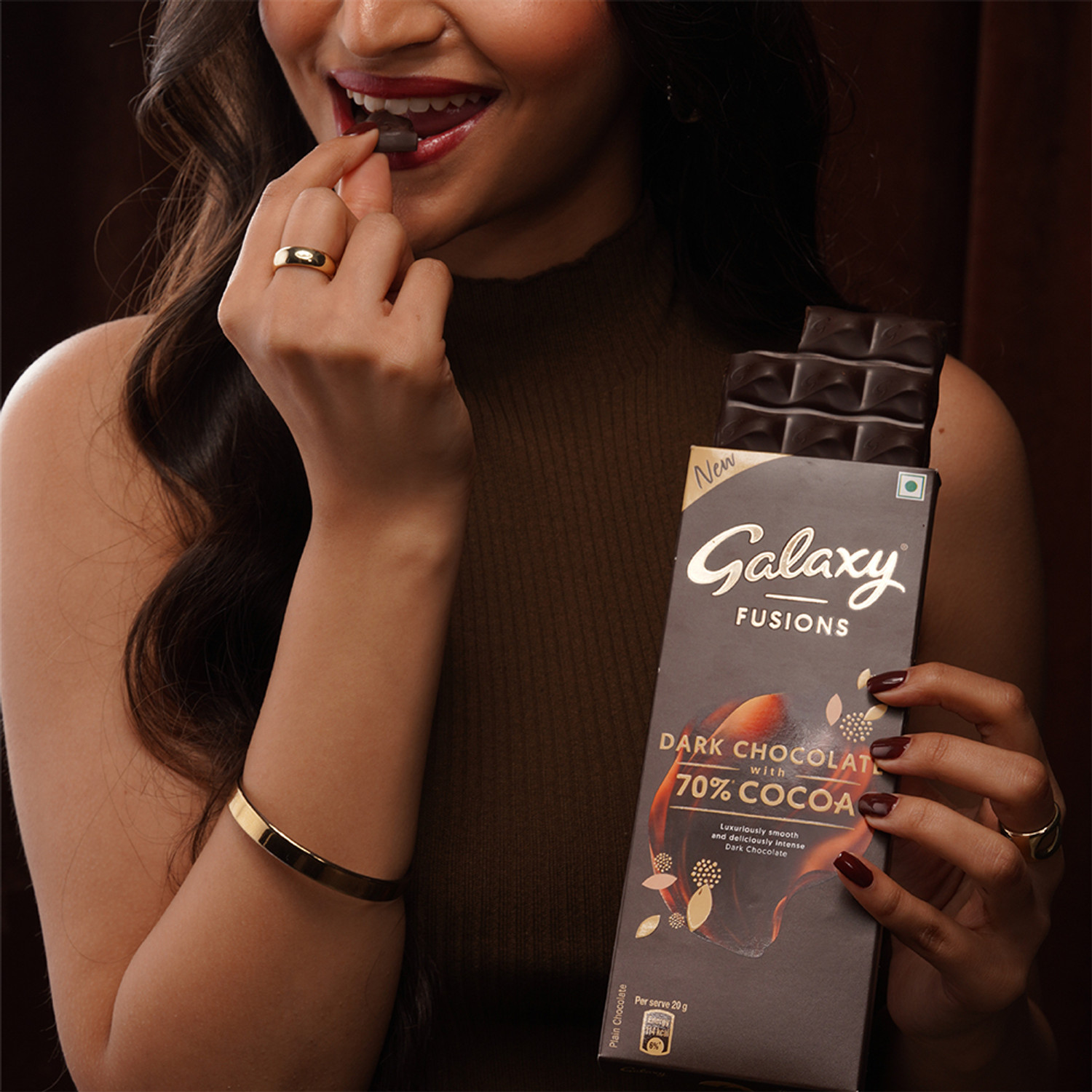 Image of GALAXY Fusions 70% Cocoa Dark Chocolate Bar