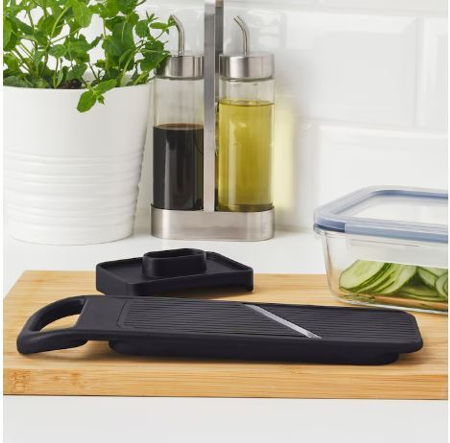 Image of UPPFYLLD Vegetable & Fruit Grater & Slicer