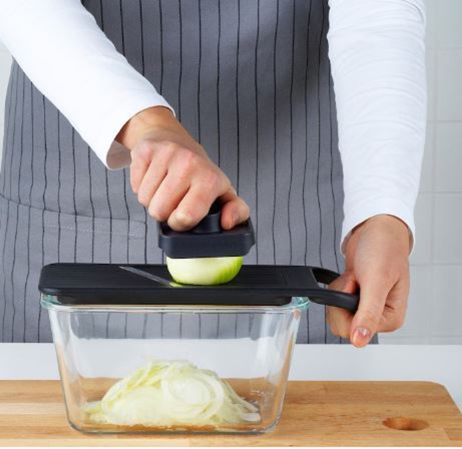 Image of UPPFYLLD Vegetable & Fruit Grater & Slicer