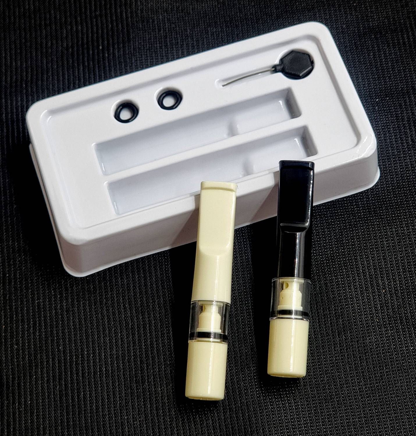 VIOVI Cigarette Pack Holder - Image 2