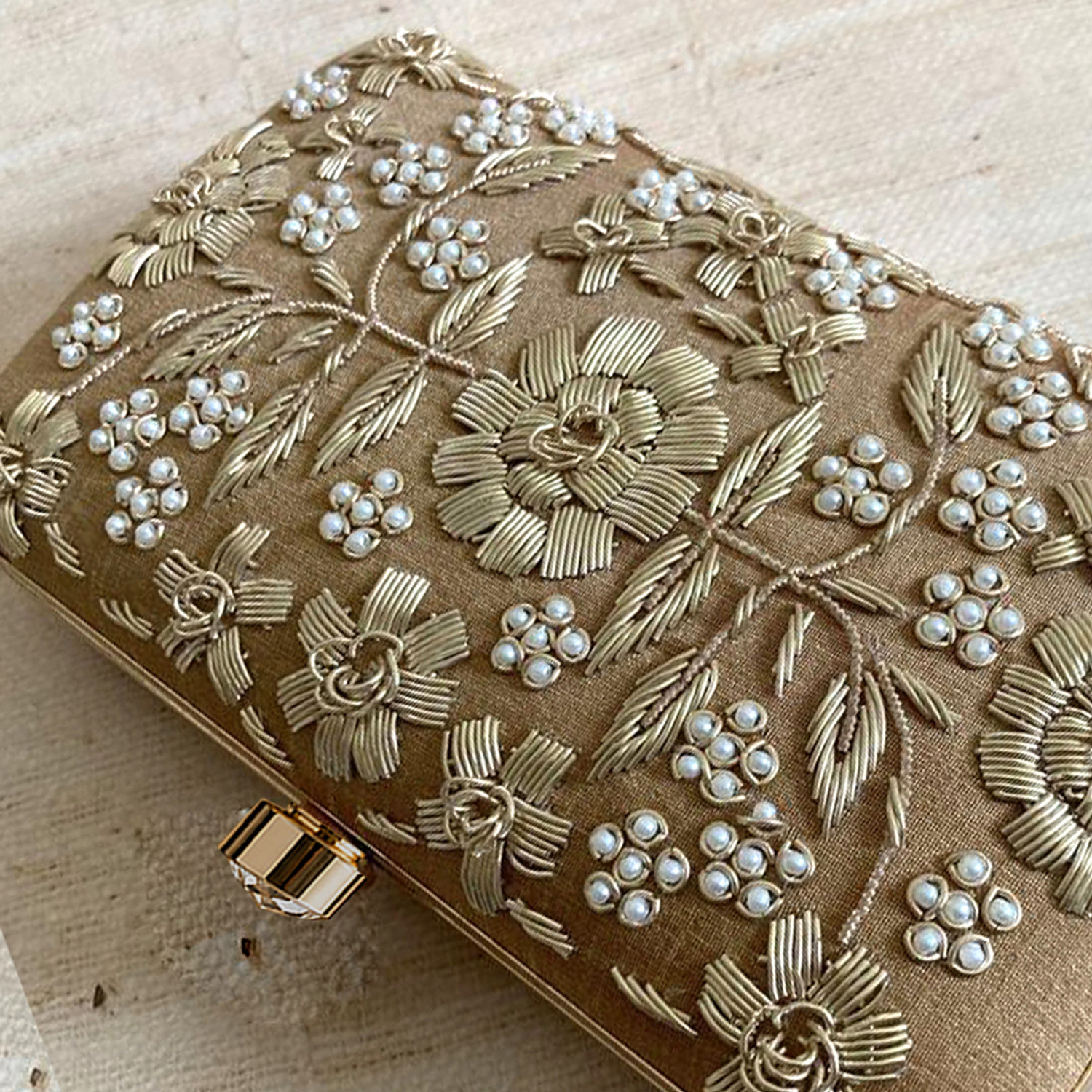 Image of MaFs Party Gold Clutch