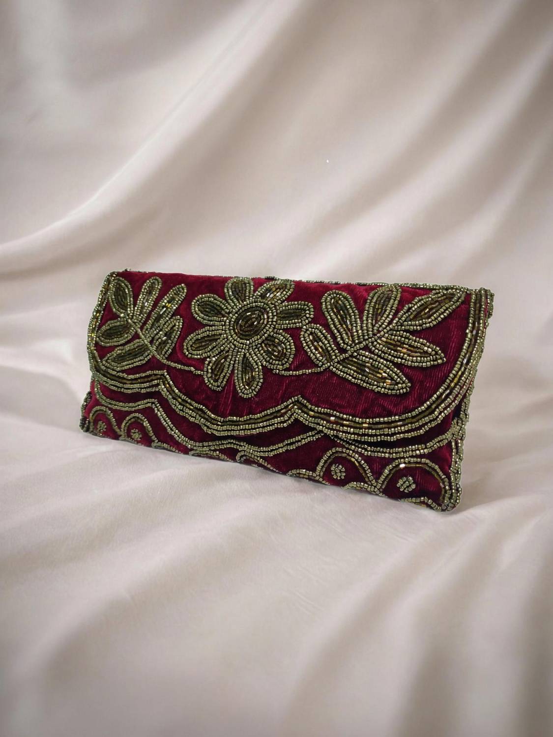 25DEGREE N Party Maroon Clutch