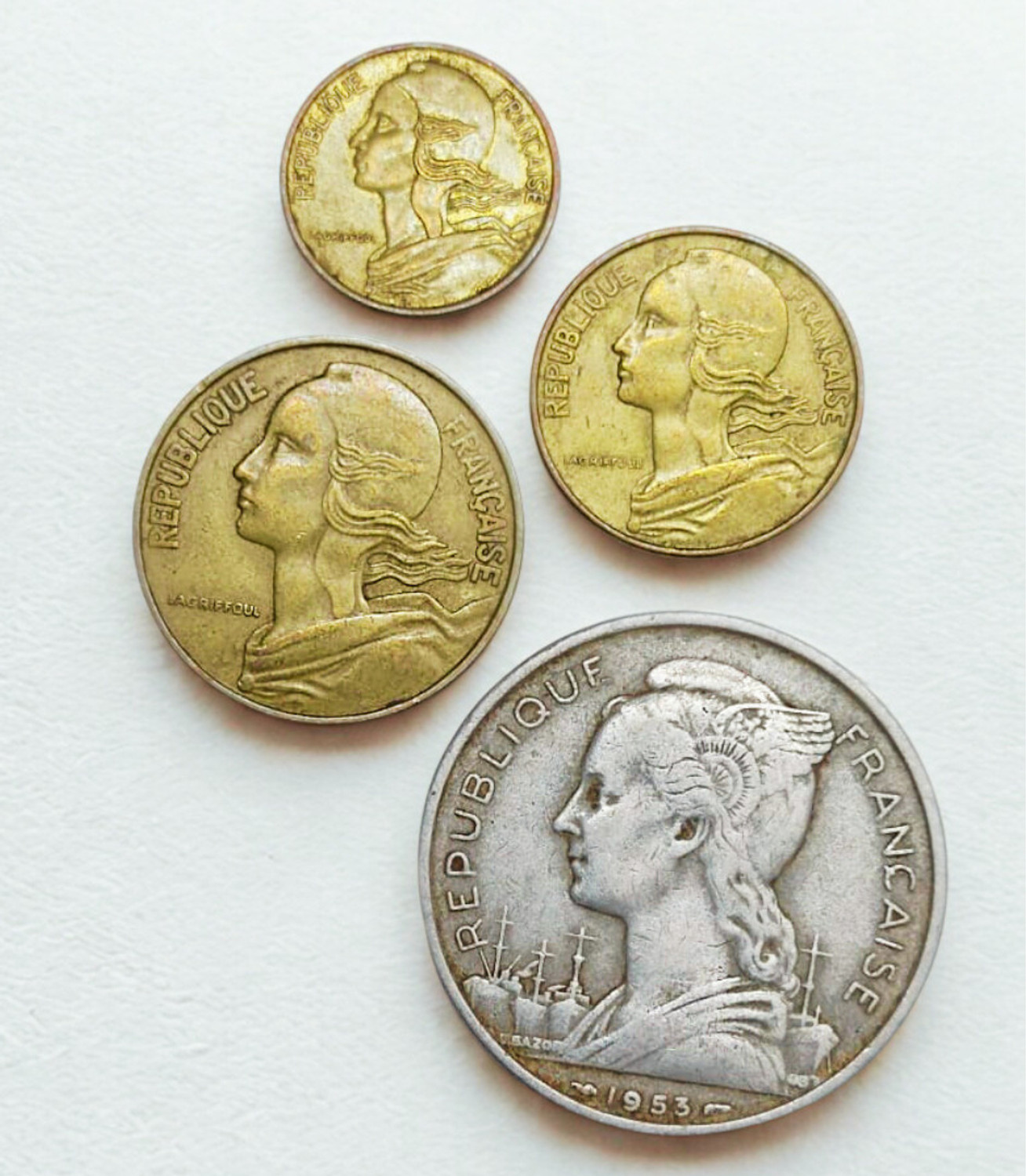 Image of SHUBHCOINS 4 Different World Series Coins Very Rare & Collectible Issue Ideal For Students Medieval Coin Collection