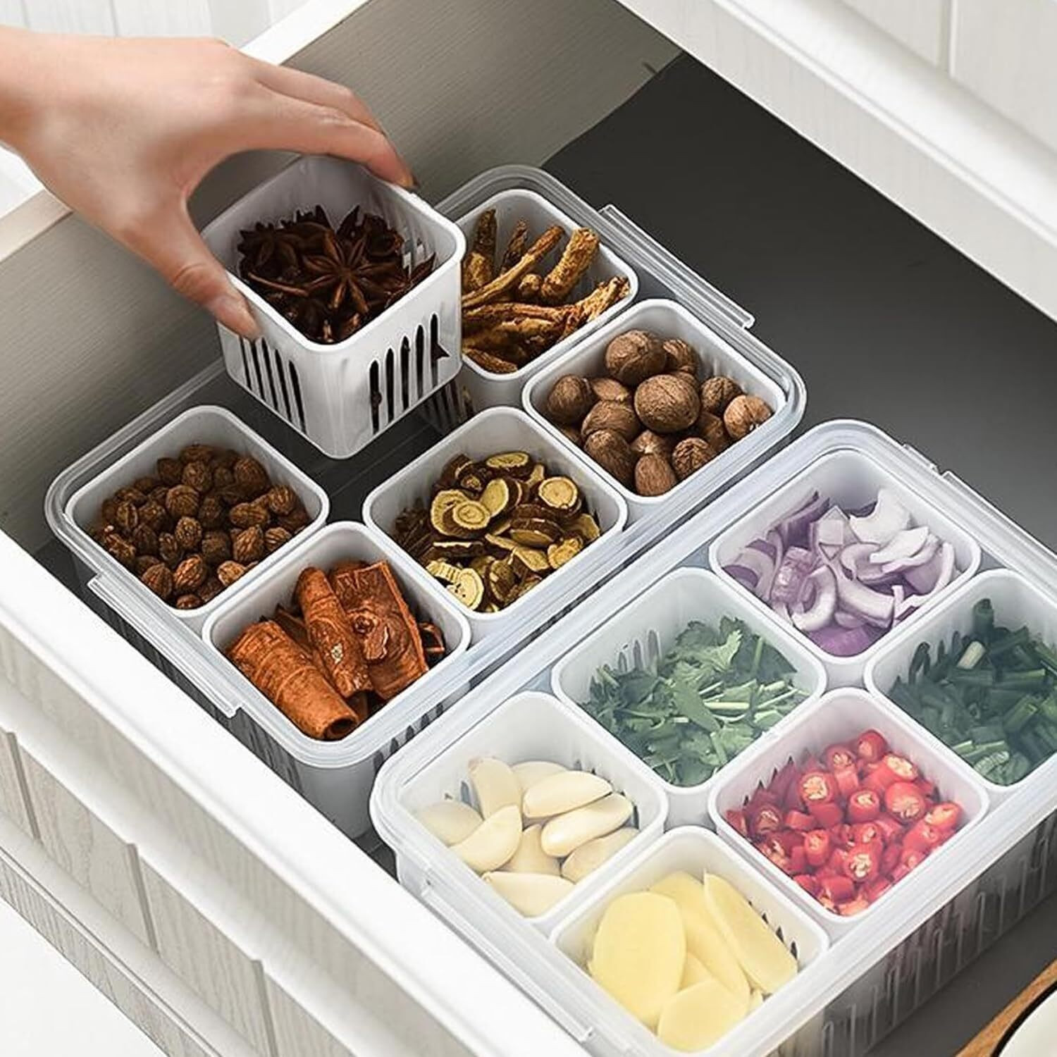 Image of KEFTRIAX Plastic Fridge Container - 2500 ml