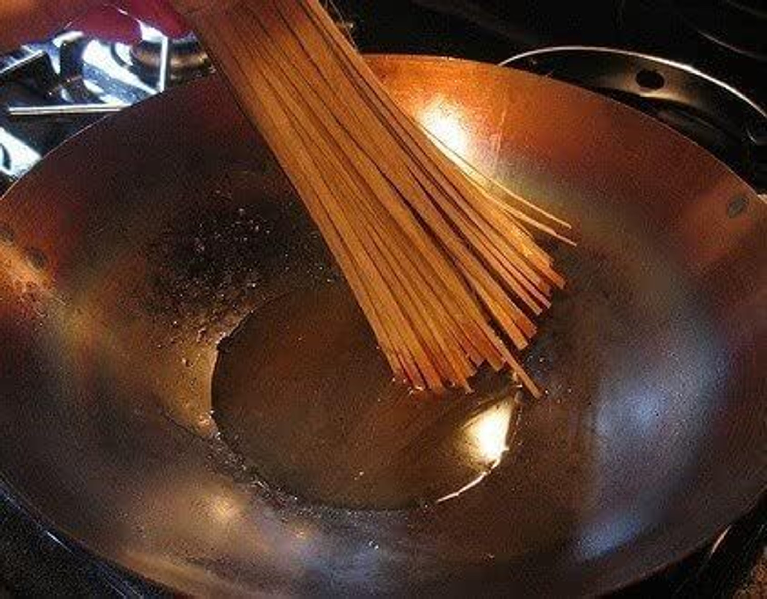 Image of RAYCRAFT WORLD Carbon Steel Wooden Handle Wok with 2pcs Wok Cleaning Brush Wok 5 L capacity 40 cm diameter