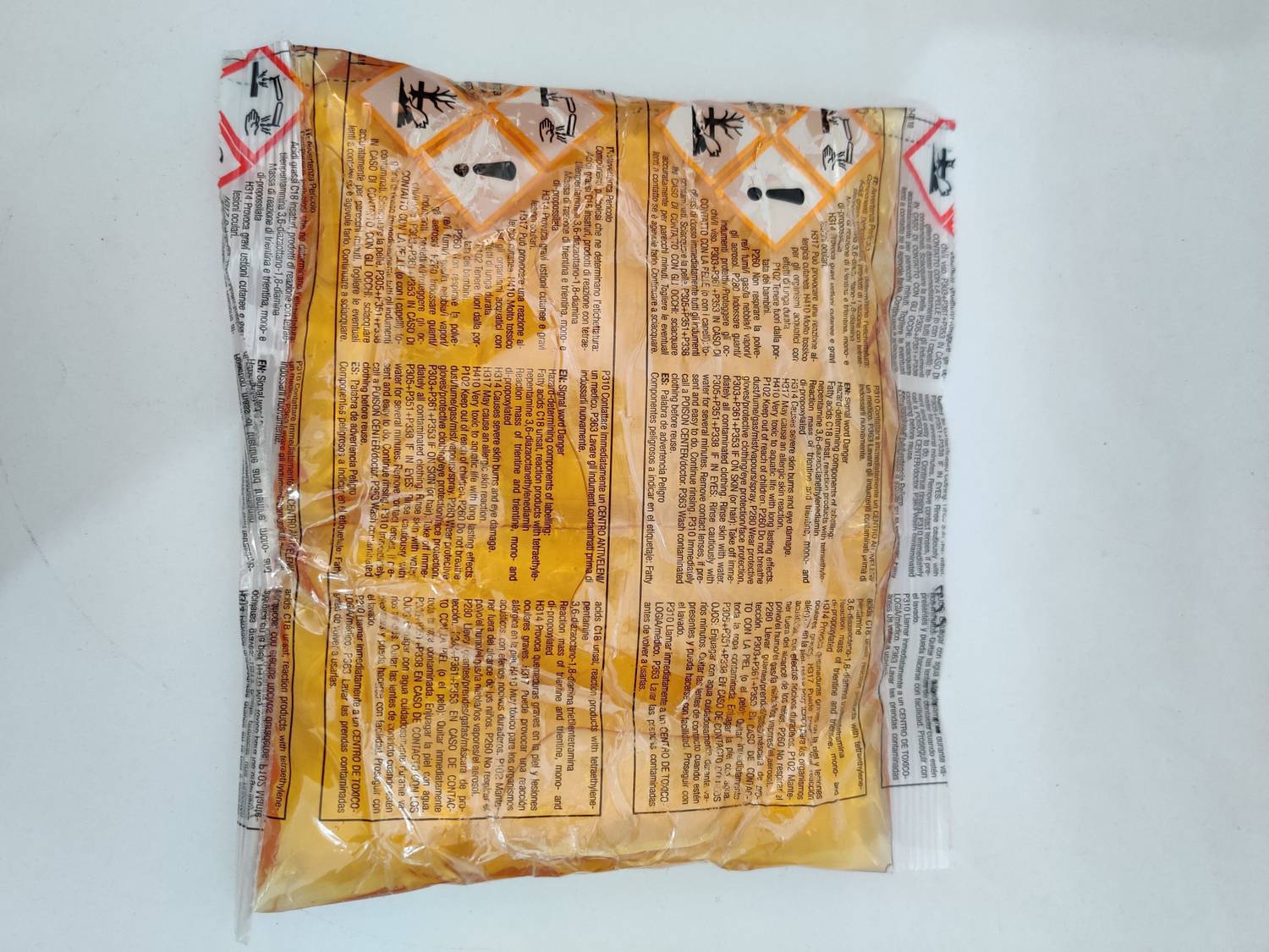 Pidilite Roff Starlike T34 Epoxy Grout 5 Kg Jet Black - Image 4