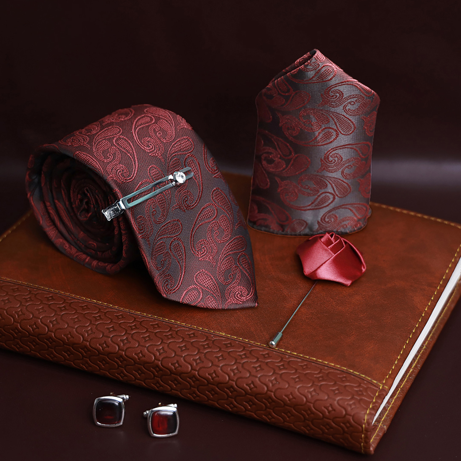 Image of LOUIS STITCH Silk Cufflink & Tie Pin Set