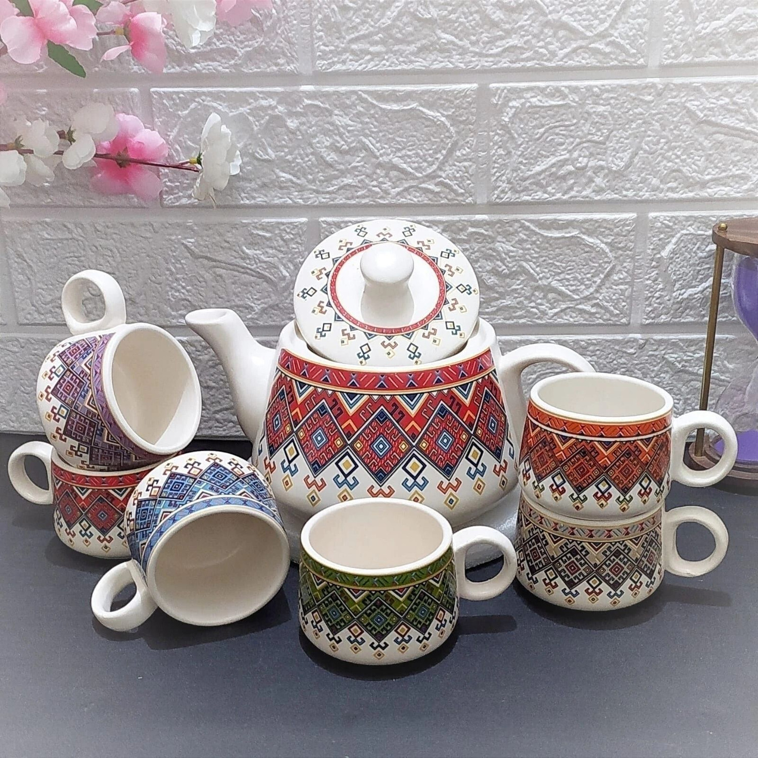 Image of AAV WORLD Pack of 1 Ceramic KASHMERI ART KETTLE WITH TEA CUPS