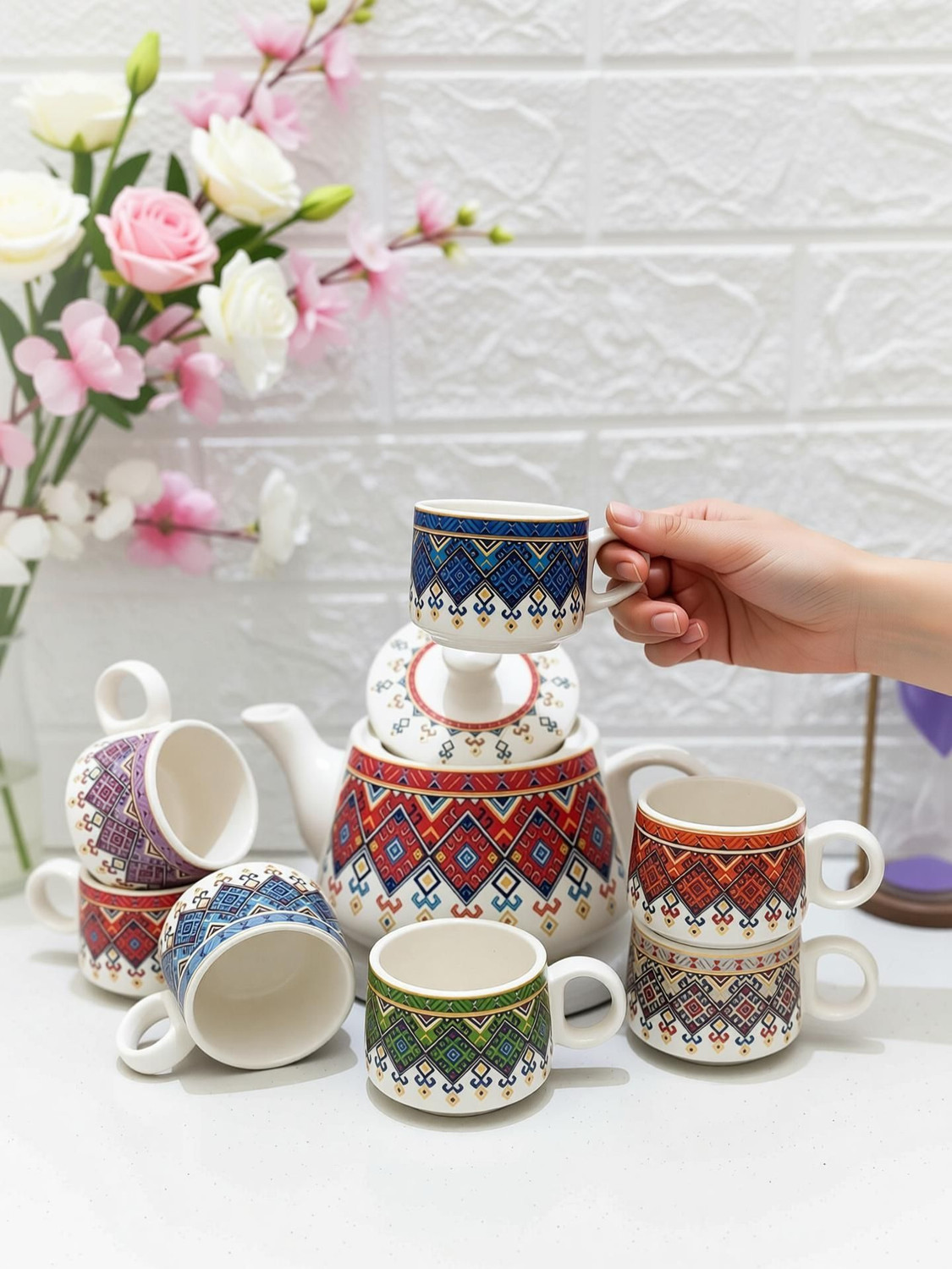 Image of AAV WORLD Pack of 1 Ceramic KASHMERI ART KETTLE WITH TEA CUPS