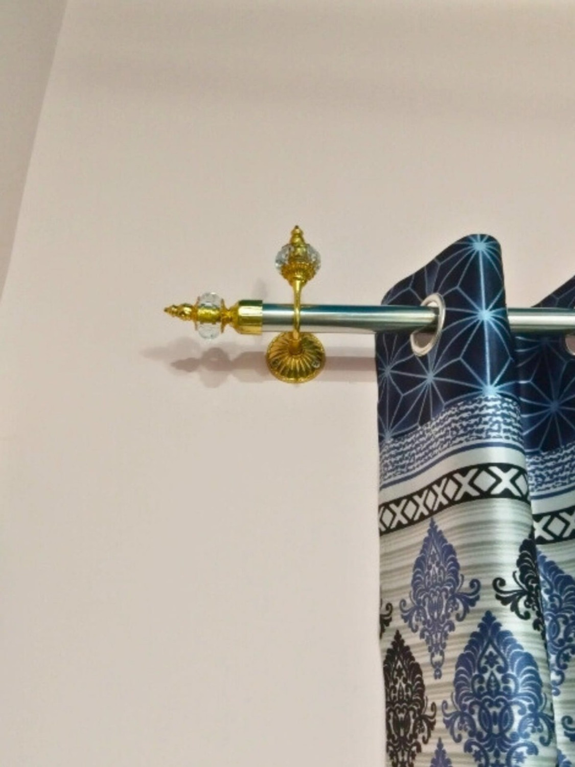 Image of DGI Gold Rod Rail Bracket Metal