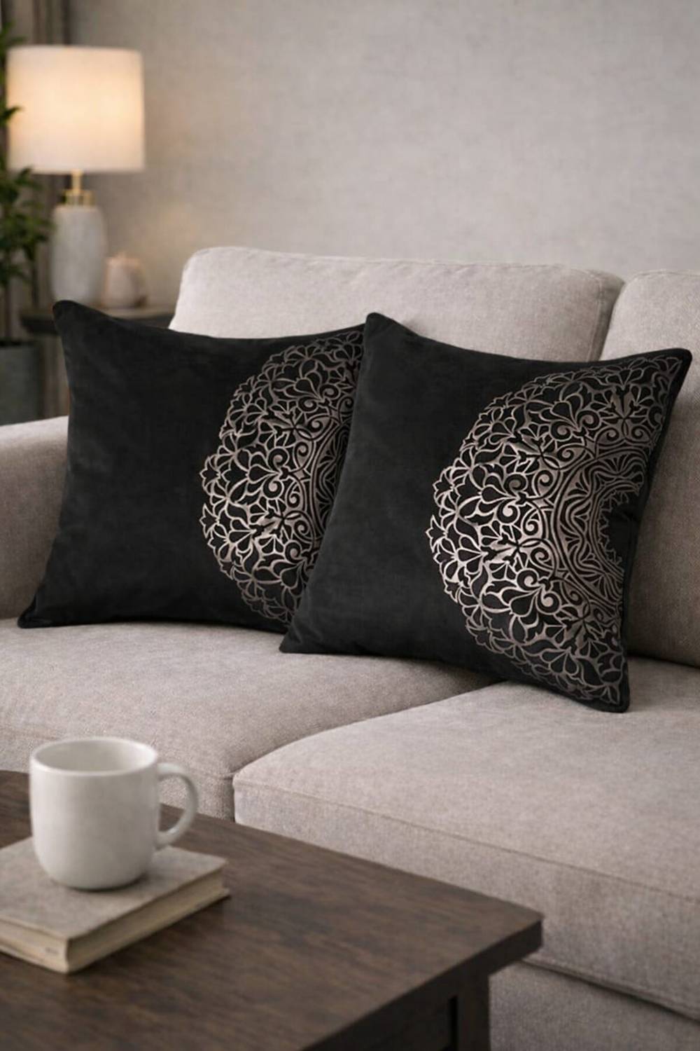 CARLTON LONDON Velvet Cushions Cover