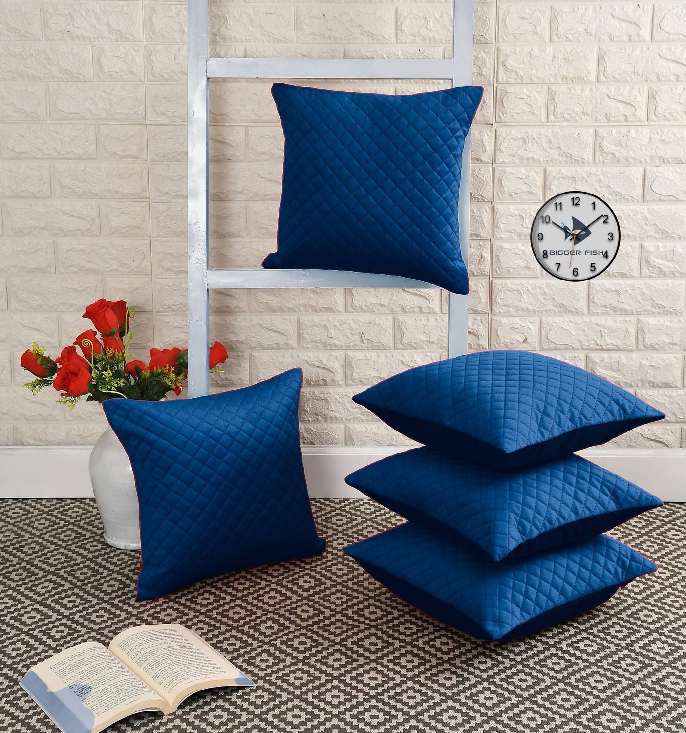 Bigger fish Velvet Cushions Cover